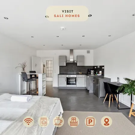 Sali Homes - Charming Studio Apartment In Heart Of Bayreuth With Balcony Buitenkant foto