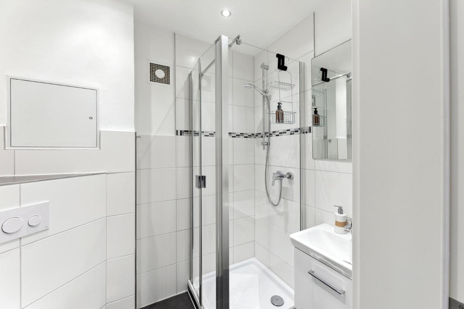 Sali Homes - Charming In Heart Of With Balcony Bayreuth