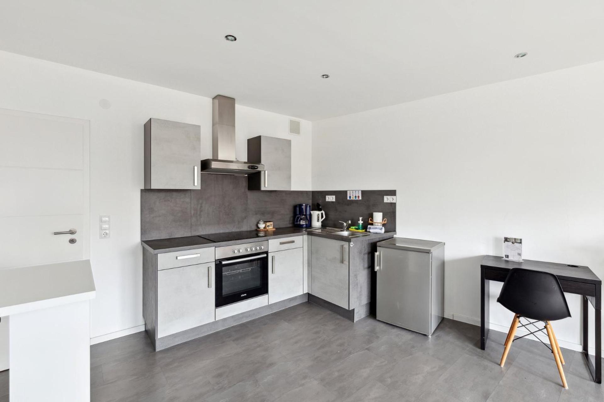 Sali Homes - Charming In Heart Of With Balcony *