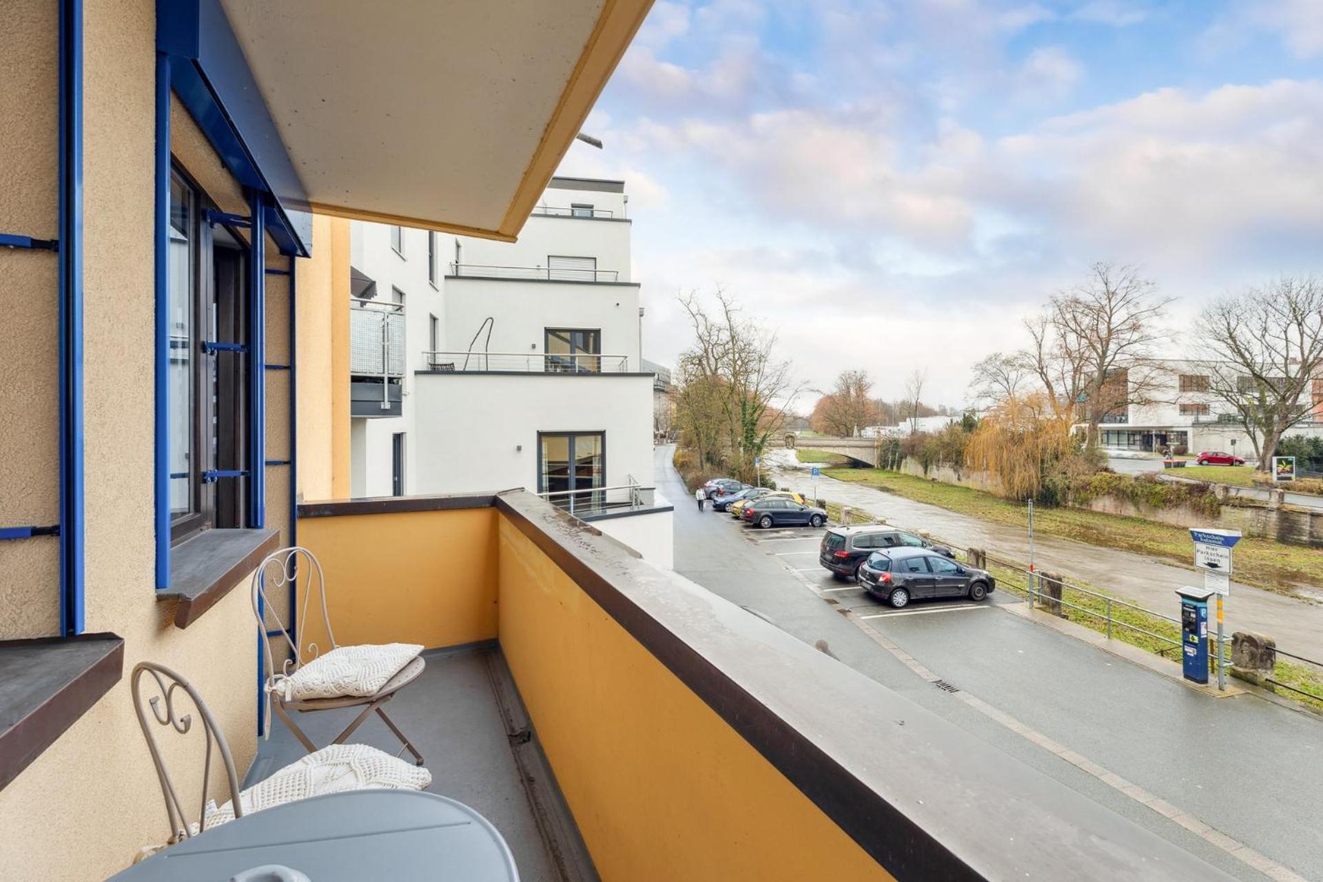 Sali Homes - Charming In Heart Of With Balcony Apartment *